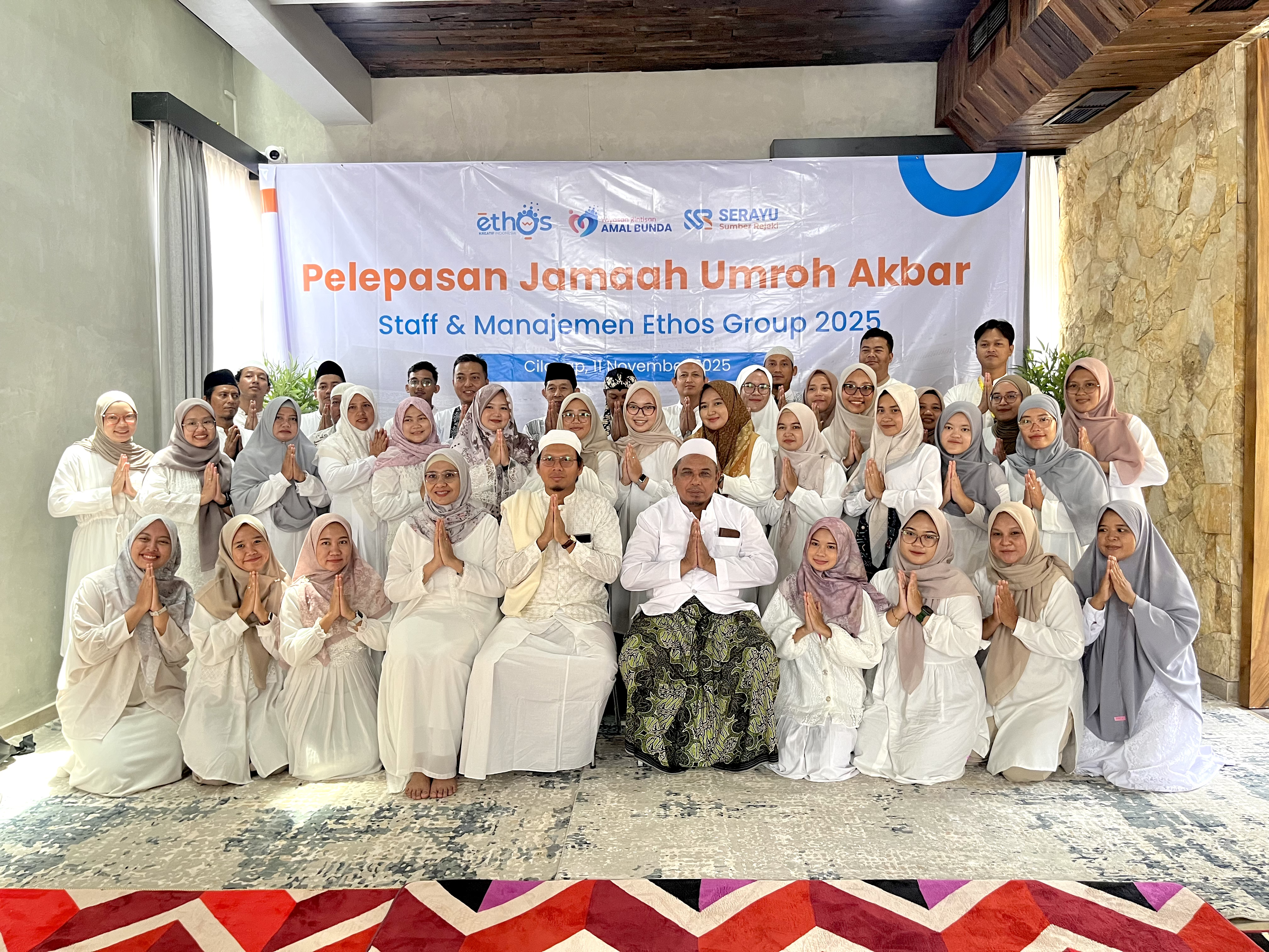 Ethos Berangkatkan Karyawan Umrah Sebagai Bentuk Komitmen dalam Mengapresiasi dan Memberdayakan Karyawannya